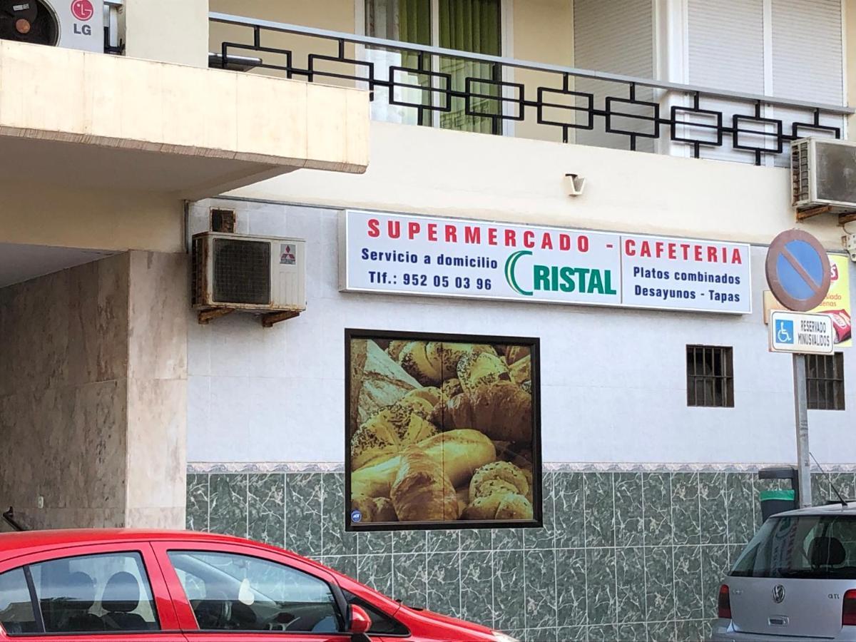 Totalmente Reformado Con Piscina Y Jardines Al Lado De La Playa De La Carihuela Appartamento