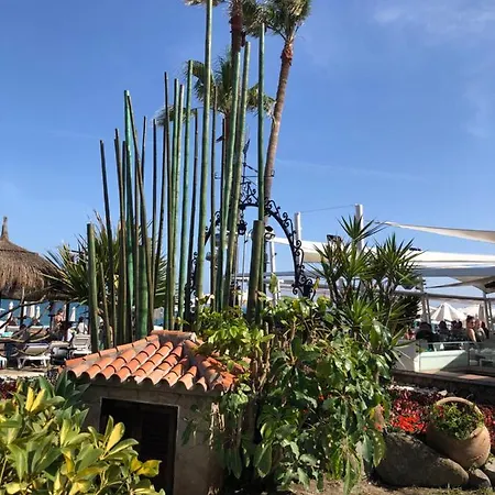 Apartamento Totalmente Reformado Con Piscina Y Jardines Al Lado De La Playa De La Carihuela Torremolinos Esterno foto
