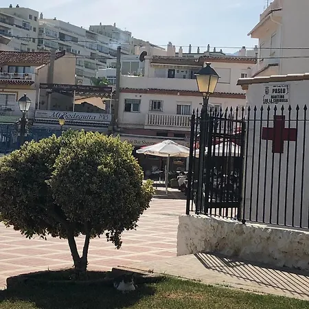Apartamento Totalmente Reformado Con Piscina Y Jardines Al Lado De La Playa De La Carihuela Torremolinos Esterno foto